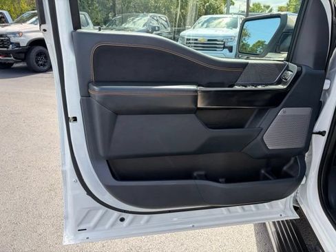 Used 2022 Ford F150 Platinum AWD/4WD image 12