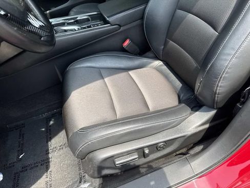 Used 2018 Honda Accord Sport image 14