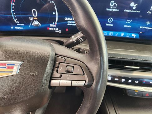 Certified 2024 Cadillac XT4 Premium Luxury image 30