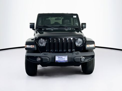 Used 2021 Jeep Wrangler Unlimited Sahara AWD/4WD image 2