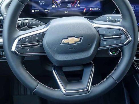 New 2026 Chevrolet Traverse LT w/ LPO, Floor Liner Package FWD image 21