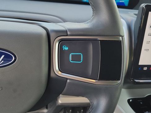 Certified 2025 Ford Expedition Max Active AWD/4WD image 26