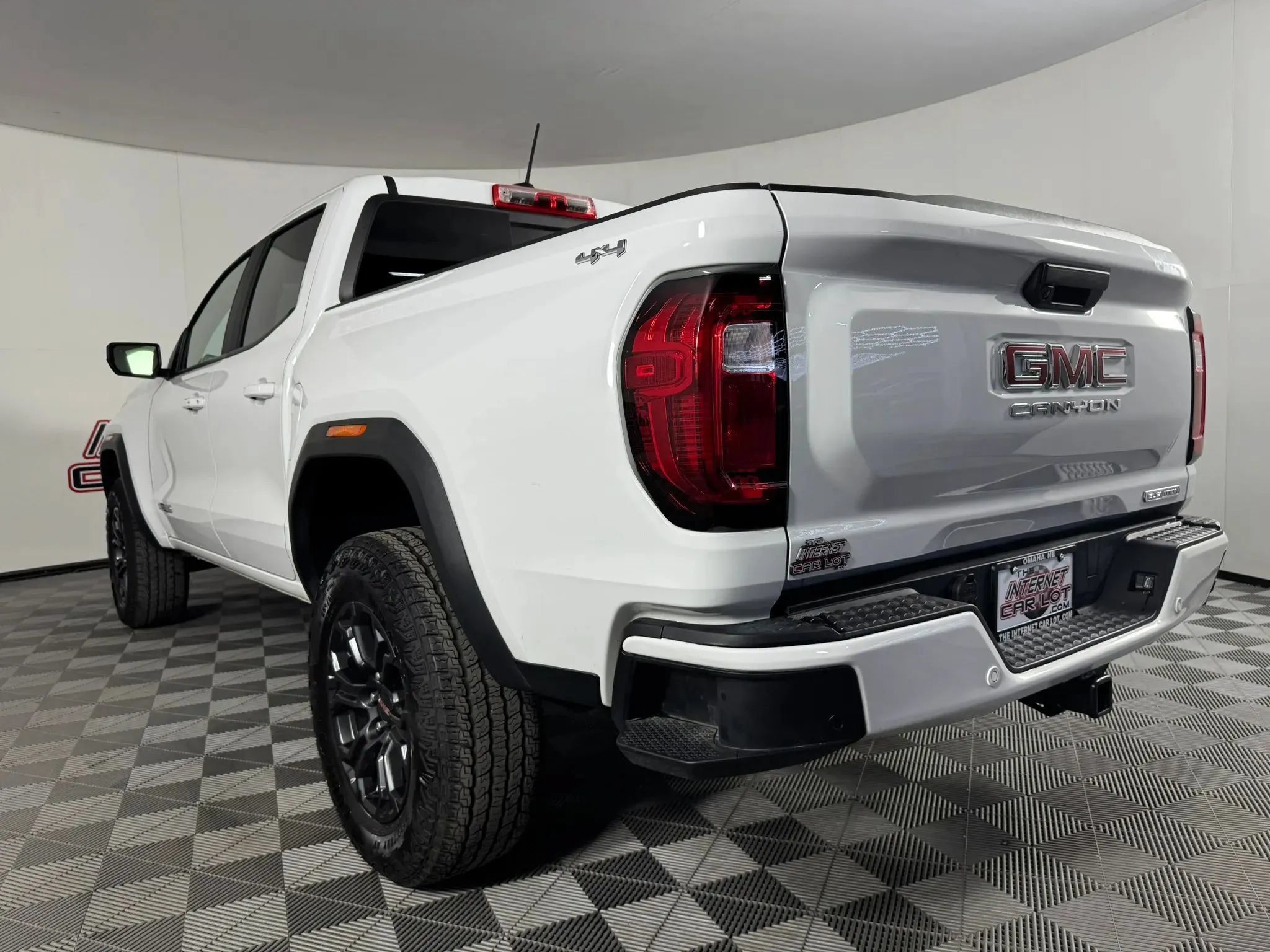 Used 2025 GMC Canyon Elevation AWD/4WD image 26