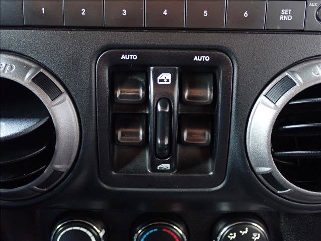 Used 2018 Jeep Wrangler Unlimited Sport S AWD/4WD image 17