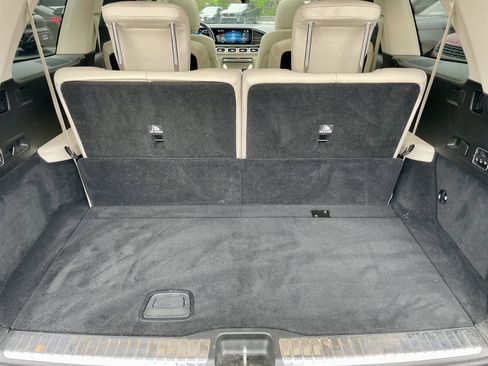 Used 2021 Mercedes-Benz GLS 450 4MATIC image 39