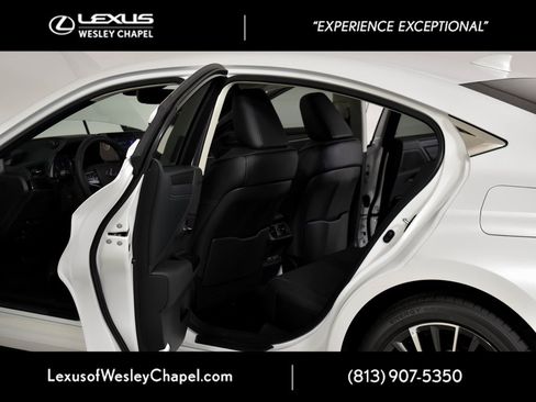 New 2025 Lexus ES 350 w/ Premium Package image 16
