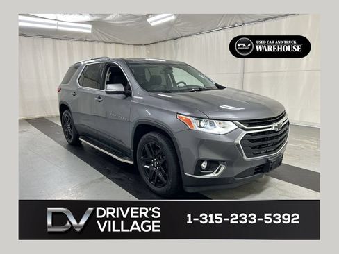 Used 2019 Chevrolet Traverse LT w/ LPO, Floor Liner Package AWD/4WD image 1