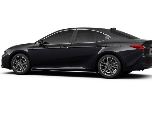 New 2026 Toyota Camry XLE FWD image 5