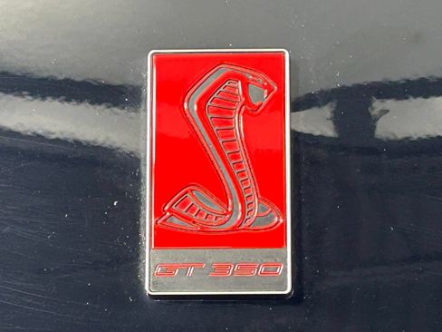 Used 2019 Ford Mustang Shelby GT350R w/ GT350R Equipment Group 920A RWD image 11