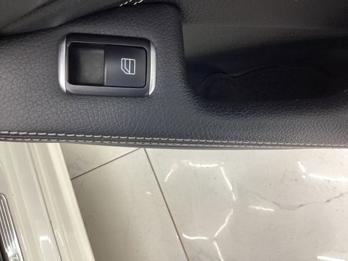 Used 2014 Mercedes-Benz CLA 250 4MATIC image 40