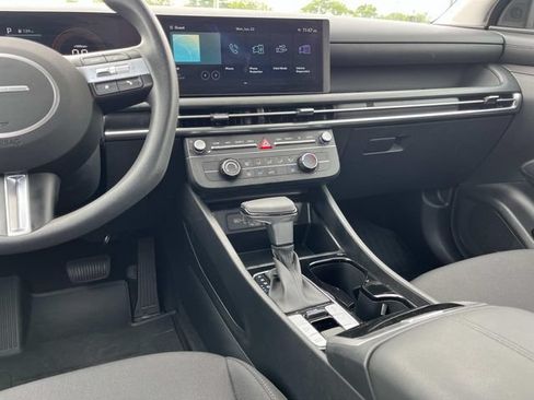 Certified 2025 Hyundai Tucson SE FWD image 14