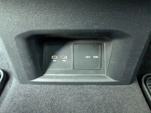 Used 2023 Volkswagen Atlas SEL R-Line AWD/4WD image 14