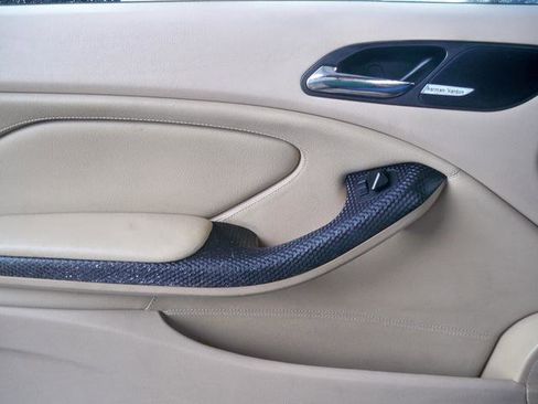 Used 2006 BMW 330Ci Convertible image 13