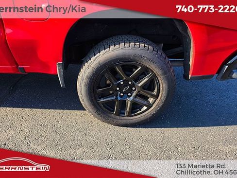 Used 2021 Chevrolet Silverado 1500 LT Trail Boss w/ Convenience Package II AWD/4WD image 21
