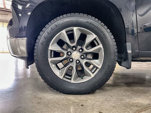 Used 2022 Chevrolet Silverado 1500 LT image 10