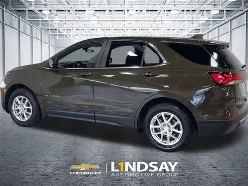 Used 2023 Chevrolet Equinox LT image 7