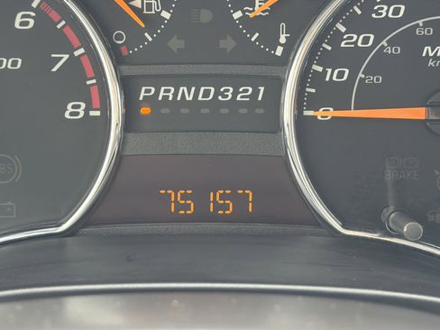 Used 2010 GMC Canyon SLE image 6