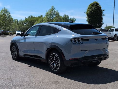 Used 2024 Ford Mustang Mach-E Premium AWD/4WD image 6