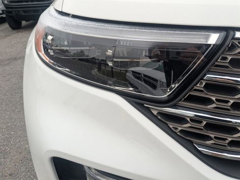 Used 2023 Ford Explorer King Ranch w/ Technology Package image 10