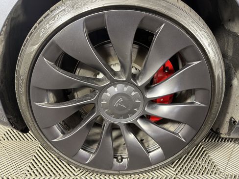 Used 2023 Tesla Model 3 Performance image 6