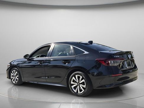 Certified 2025 Honda Civic LX image 6