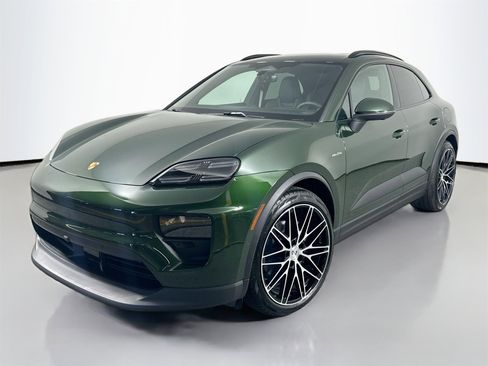 Certified 2025 Porsche Macan Electric image 1