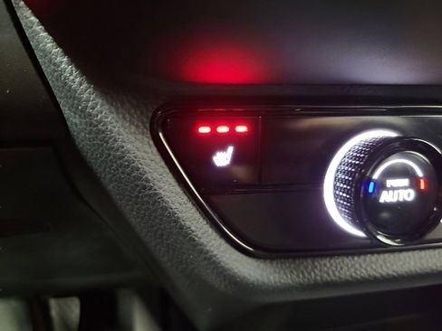 Certified 2024 Honda HR-V Sport image 32