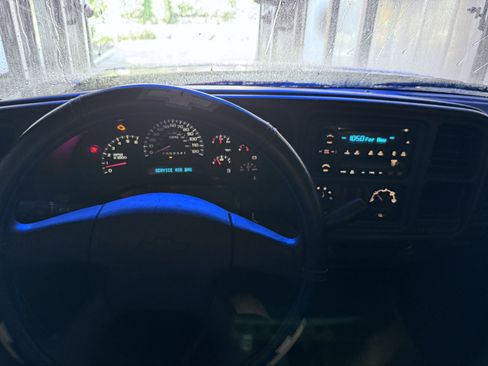 Used 2007 Chevrolet Silverado 1500 LS w/ Chrome Exterior Package image 25