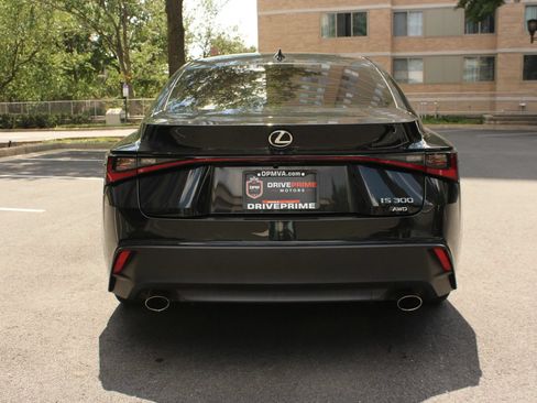 Used 2022 Lexus IS 300 AWD w/ Premium Package image 8