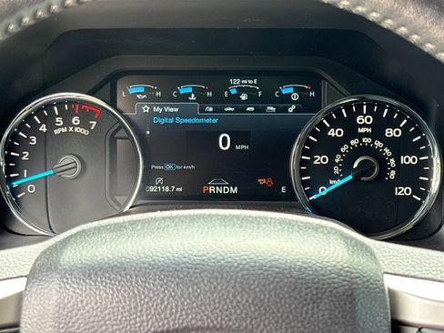 Used 2020 Ford F150 Lariat w/ Equipment Group 502A Luxury AWD/4WD image 21