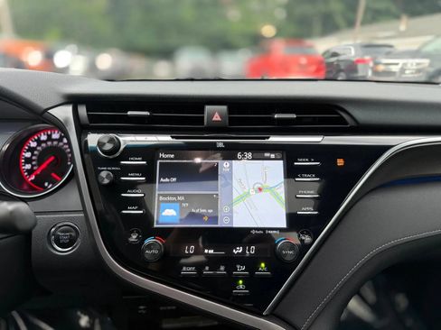 Used 2018 Toyota Camry XSE w/ Driver Assist Package FWD image 15