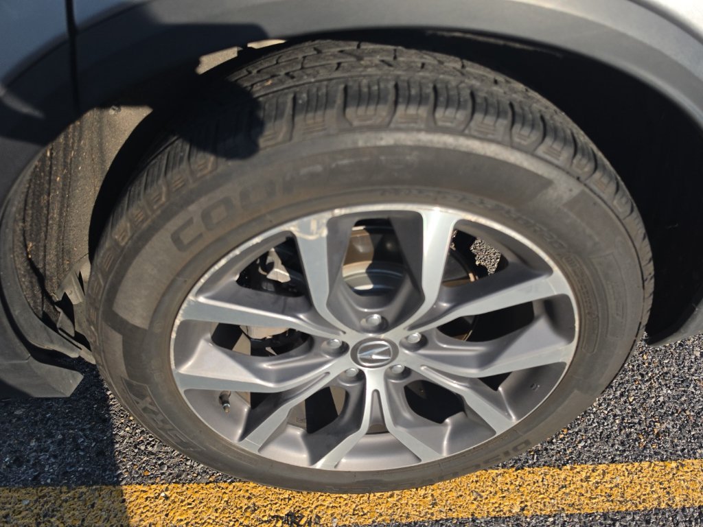 Used 2023 Acura MDX w/ Technology Package FWD image 14