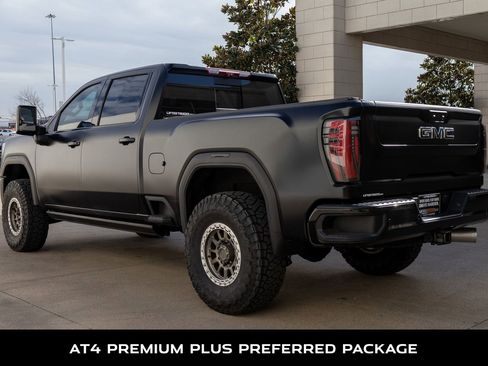 Used 2024 GMC Sierra 2500 AT4 w/ AT4 Premium Plus Package image 6