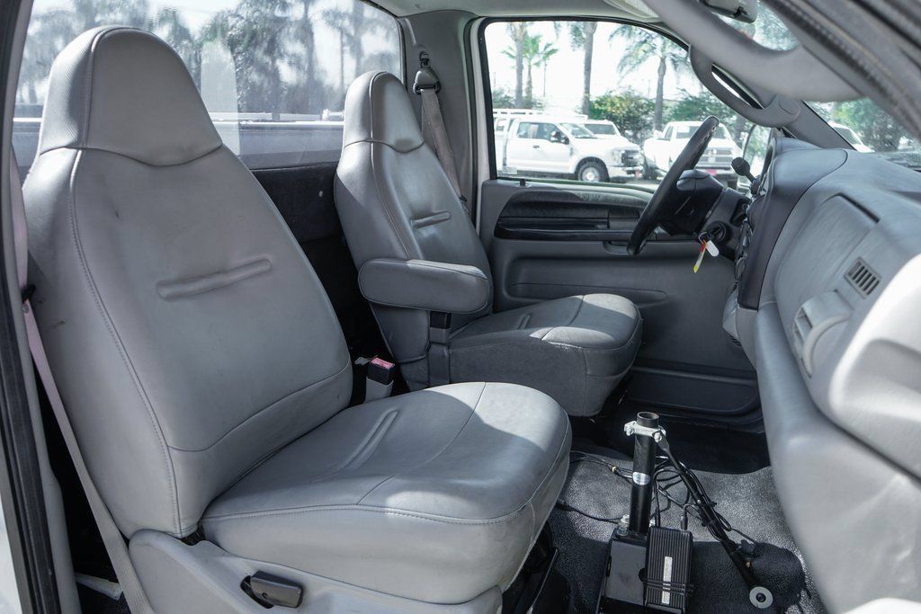 Used 2006 Ford F450 XL RWD image 36