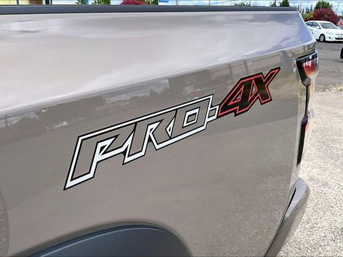 Used 2024 Nissan Frontier PRO-4X w/ Pro Premium Package AWD/4WD image 11
