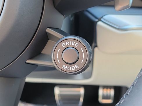 New 2026 Porsche Cayenne S AWD/4WD image 38