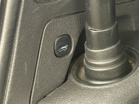 Used 2013 Ford Flex SEL FWD image 24