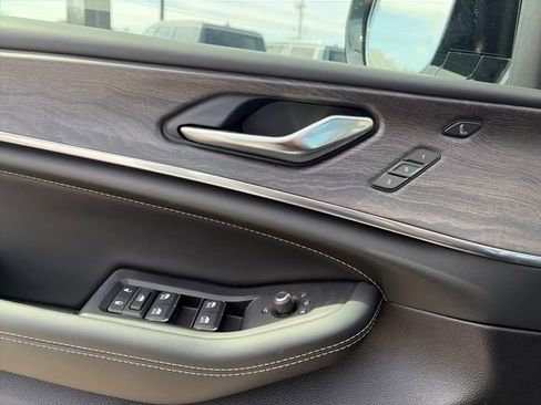 New 2025 Jeep Grand Cherokee Overland w/ Adv Protech Group III image 11