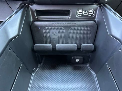 Used 2023 RAM 3500 Limited image 17