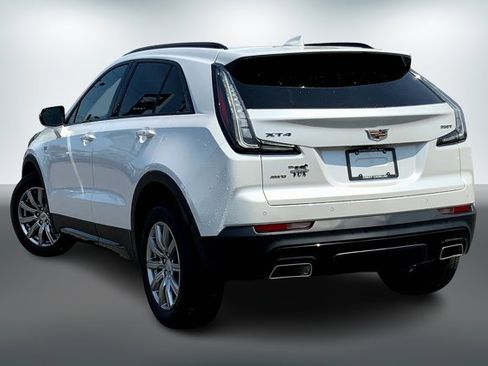 Used 2023 Cadillac XT4 Sport w/ Cold Weather Package image 10