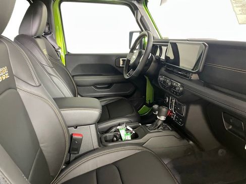 New 2025 Jeep Wrangler Unlimited Rubicon 392 image 14