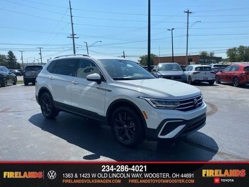 New 2024 Volkswagen Tiguan SE image 8