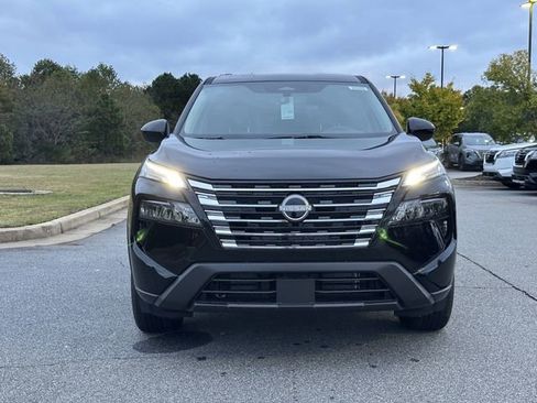 New 2026 Nissan Rogue SV FWD image 2