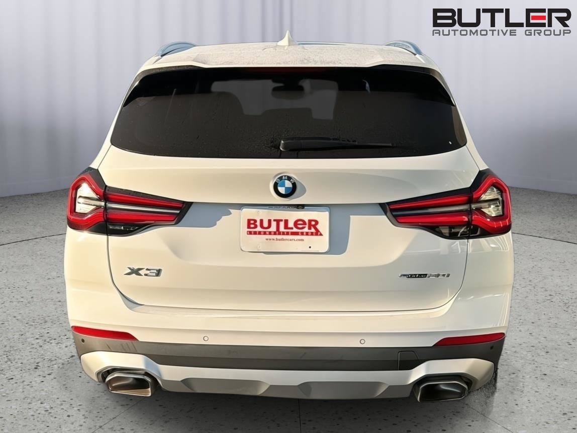 Used 2024 BMW X3 sDrive30i w/ Convenience Package RWD image 5