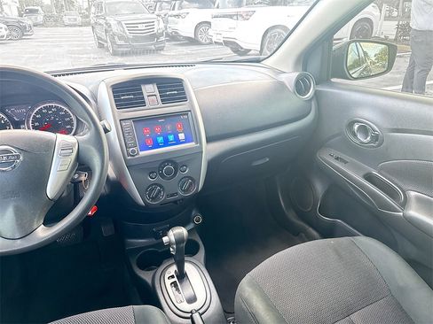 Used 2019 Nissan Versa SV image 22