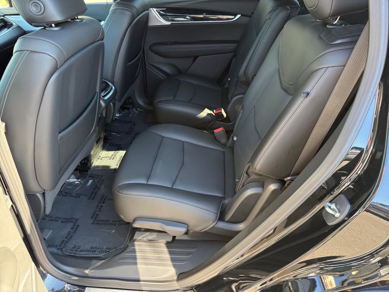 Used 2023 Cadillac XT6 Premium Luxury w/ Technology Package AWD/4WD image 11