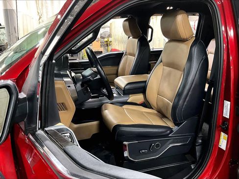 Used 2023 Ford F150 Lariat w/ Equipment Group 502A High image 8