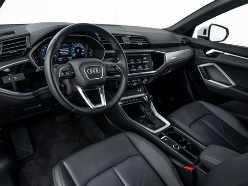 Used 2023 Audi Q3 2.0T Premium w/ Convenience Package AWD/4WD image 10