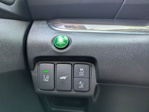 Used 2016 Honda CR-V Touring image 27