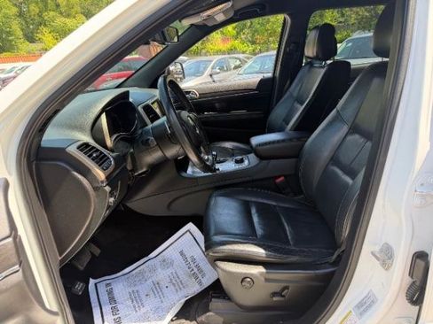 Used 2015 Jeep Grand Cherokee Limited AWD/4WD image 16
